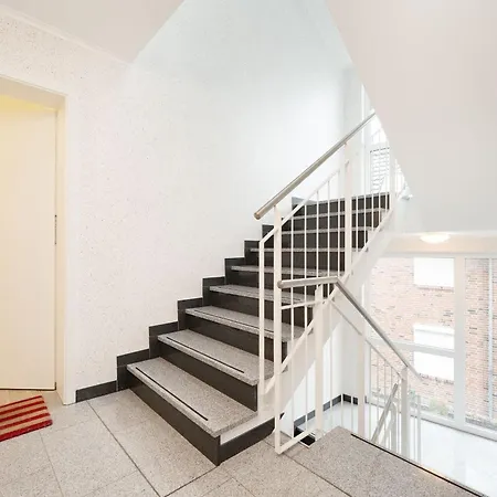 Schuetzenstrasse 15 Sailors Gallery Apartment Groemitz