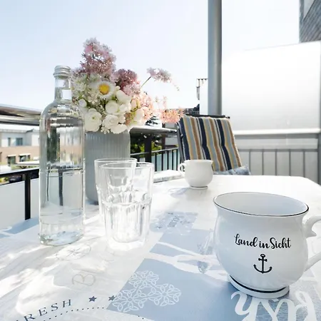 Schuetzenstrasse 15 Sailors Gallery * Grömitz