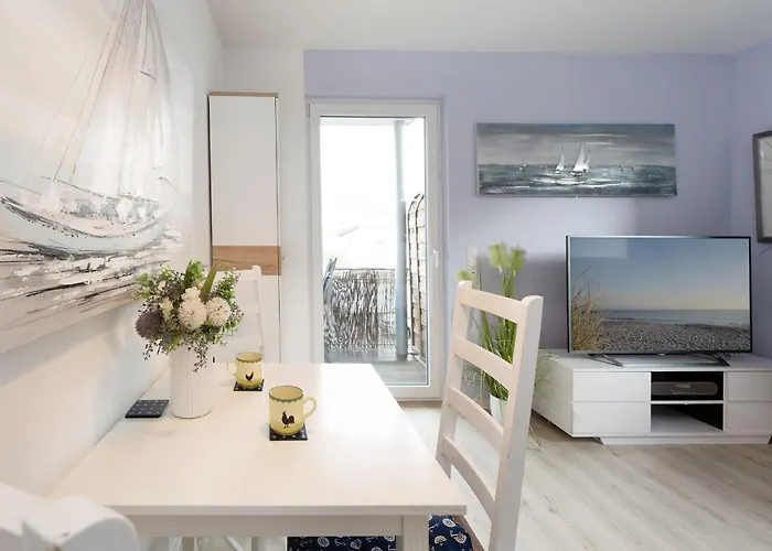 Schuetzenstrasse 15 Sailors Gallery * Grömitz